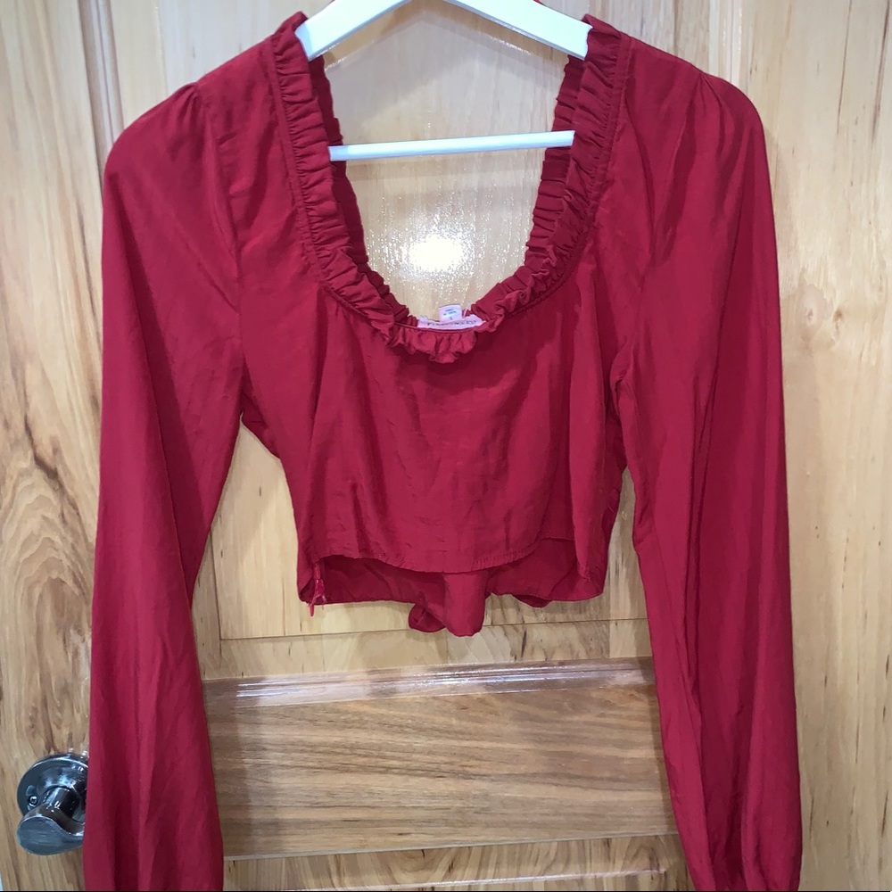 Red crop Top - Picture 4 of 6